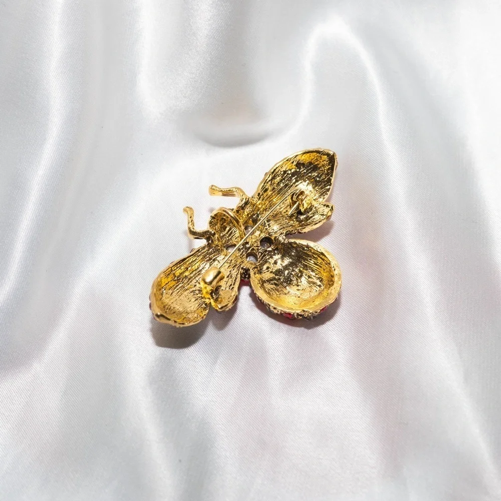 ✨Betsey Johnson Moira Red Crystal Moth Brooch